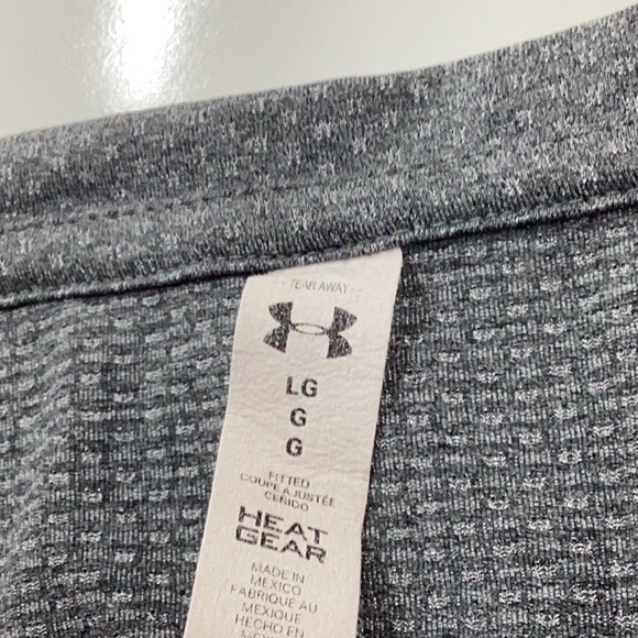 Under Armour Gray Short Sleeve Tee - Picture 2 of 4